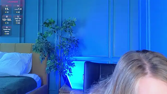 milly shy online show from October 21, 2025, 6:58 am