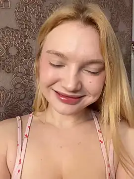 AmmyHot online show from November 5, 2025, 4:12 am