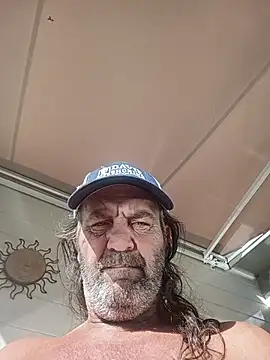 Hotbodyscottie online show from October 17, 2025, 8:44 pm