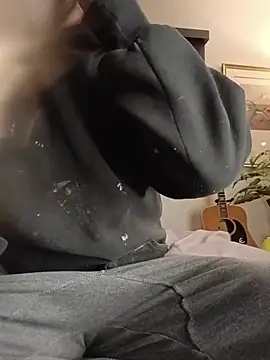 Hotbodyscottie online show from November 11, 2025, 8:25 am