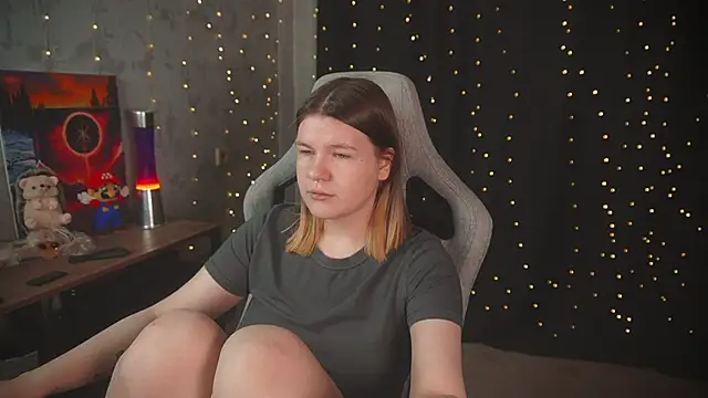 Snapshot of cuteamberlyyy chatting on October 21, 2025, 3:07 am cuteamberlyyy online show from October 21, 2025, 3:07 am