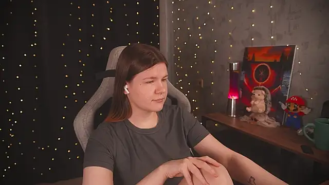 Snapshot of cuteamberlyyy chatting on February 18, 2026, 5:03 am cuteamberlyyy online show from February 18, 2026, 5:03 am