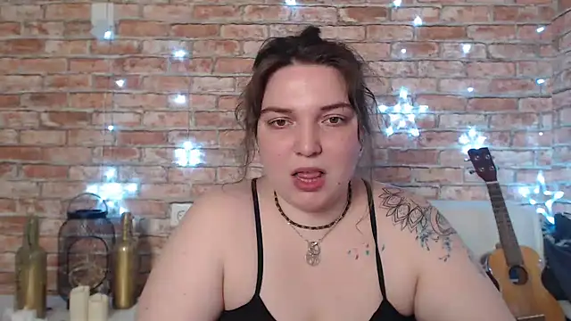 Snapshot of Amelia_Kiss_ chatting on December 19, 2024, 3:51 am Amelia Kiss online show from December 19, 2024, 3:51 am