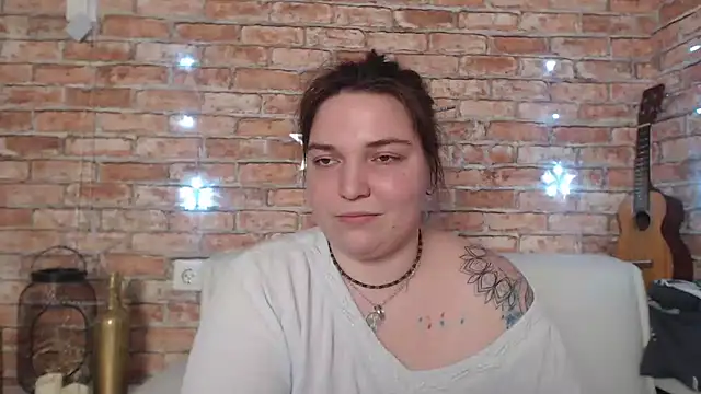 Snapshot of Amelia_Kiss_ chatting on December 20, 2024, 7:01 am Amelia Kiss online show from December 20, 2024, 7:01 am