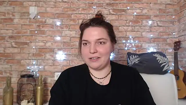 Snapshot of Amelia_Kiss_ chatting on December 28, 2024, 7:00 am Amelia Kiss online show from December 28, 2024, 7:00 am