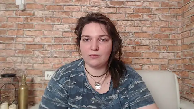 Snapshot of Amelia_Kiss_ chatting on January 24, 2025, 6:57 am Amelia Kiss online show from January 24, 2025, 6:57 am