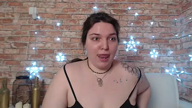 Snapshot of Amelia_Kiss_ chatting on January 29, 2025, 6:54 am Amelia Kiss online show from January 29, 2025, 6:54 am