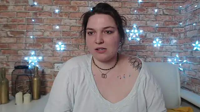 Snapshot of Amelia_Kiss_ chatting on January 31, 2025, 6:46 am Amelia Kiss online show from January 31, 2025, 6:46 am