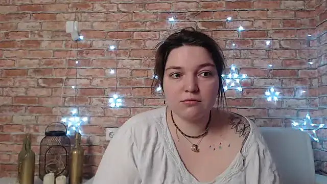 Snapshot of Amelia_Kiss_ chatting on February 1, 2025, 12:40 am Amelia Kiss online show from February 1, 2025, 12:40 am