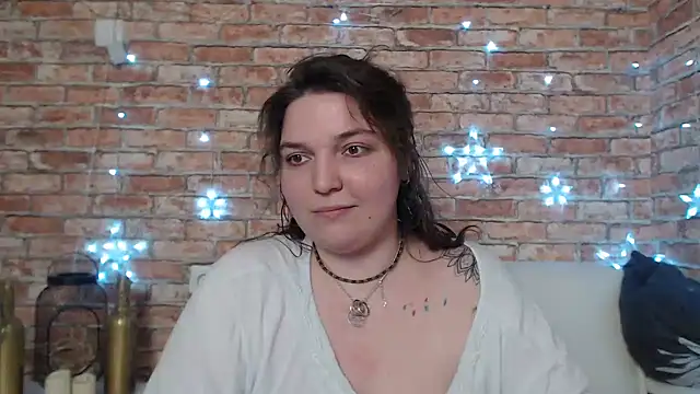 Snapshot of Amelia_Kiss_ chatting on February 7, 2025, 6:45 am Amelia Kiss online show from February 7, 2025, 6:45 am
