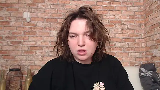 Snapshot of Amelia_Kiss_ chatting on February 18, 2025, 12:48 am Amelia Kiss online show from February 18, 2025, 12:48 am