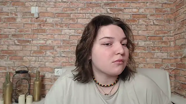 Snapshot of Amelia_Kiss_ chatting on February 25, 2025, 12:47 am Amelia Kiss online show from February 25, 2025, 12:47 am
