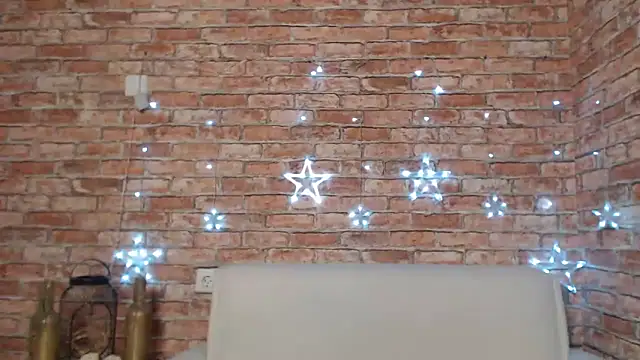 Snapshot of Amelia_Kiss_ chatting on March 1, 2025, 12:50 am Amelia Kiss online show from March 1, 2025, 12:50 am