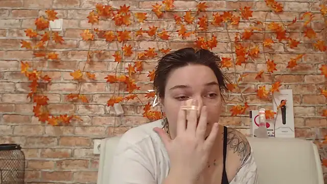 Amelia Kiss  online show from November 7, 2025, 12:54 am