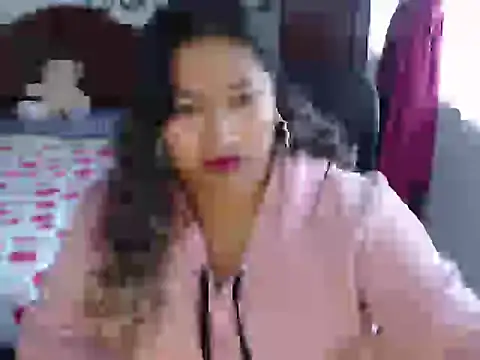 Snapshot of EmilyLove1014 chatting on January 5, 2025, 9:14 pm EmilyLove1014 online show from January 5, 2025, 9:14 pm