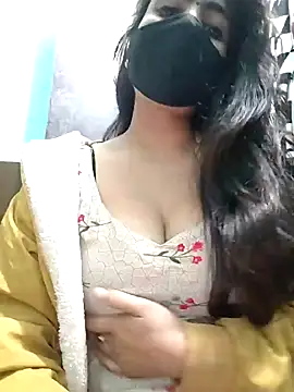 Snapshot of Kavita_ji chatting on January 12, 2025, 2:24 am Kavita ji online show from January 12, 2025, 2:24 am
