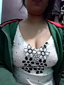 Snapshot of Kavita_ji chatting on January 28, 2025, 4:08 am Kavita ji online show from January 28, 2025, 4:08 am