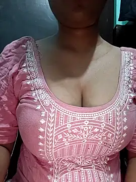 Snapshot of Kavita_ji chatting on June 15, 2026, 2:03 am Kavita ji online show from June 15, 2026, 2:03 am