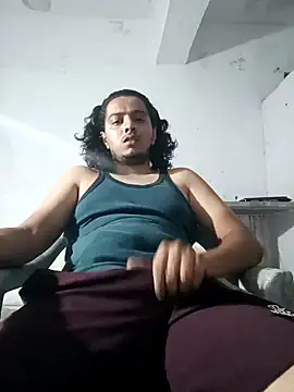 Snapshot of PlayboyAjay024 chatting on December 31, 2024, 1:30 pm PlayboyAjay024 online show from December 31, 2024, 1:30 pm