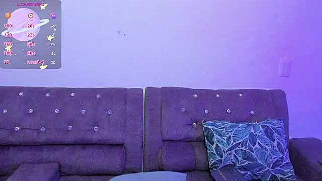 Camila Coxx online show from March 17, 2026, 6:28 am