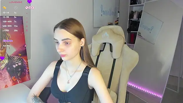 Snapshot of __SilviaAbby__ chatting on January 5, 2025, 9:14 pm SilviaAbby online show from January 5, 2025, 9:14 pm