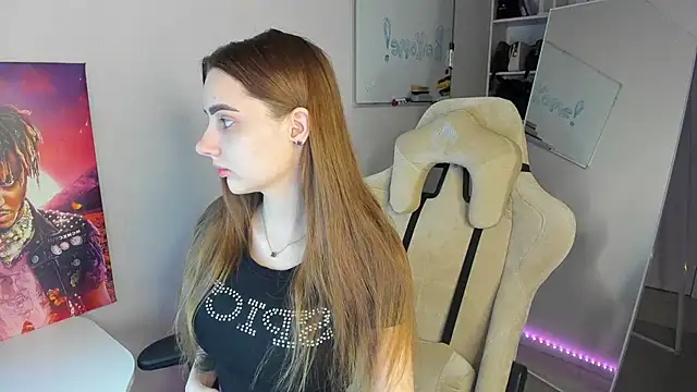 Snapshot of __SilviaAbby__ chatting on January 24, 2025, 3:54 am SilviaAbby online show from January 24, 2025, 3:54 am