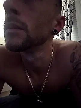 Twin2222 online show from December 23, 2025, 2:20 am