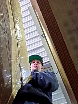 Twin2222 online show from February 3, 2026, 8:58 pm