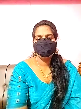 melina214 online show from October 6, 2025, 3:26 am