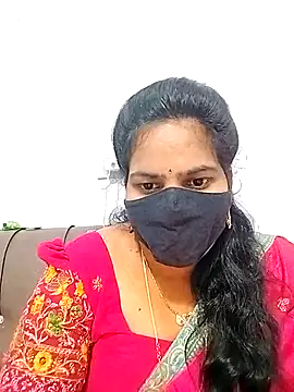 Snapshot of melina214 chatting on February 17, 2026, 3:47 am melina214 online show from February 17, 2026, 3:47 am