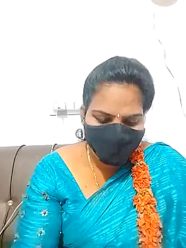 Snapshot of melina214 chatting on February 28, 2026, 4:46 am melina214 online show from February 28, 2026, 4:46 am