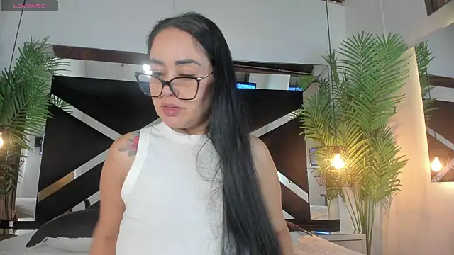emily-fox online show from April 29, 2026, 11:03 am
