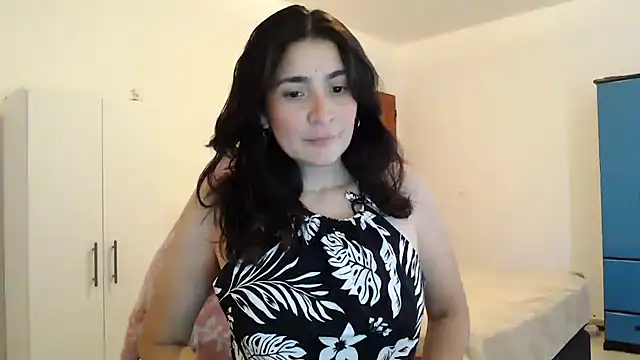 samantha s69 online show from December 1, 2024, 8:42 pm