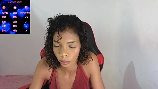 ElisaBoyer online show from March 13, 2026, 10:55 am