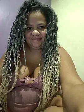 Carlabrasileira online show from November 26, 2025, 4:57 am