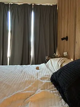 cabrooonaaa online show from December 18, 2025, 10:54 am