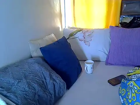 Sweetreena online show from March 11, 2026, 5:46 am