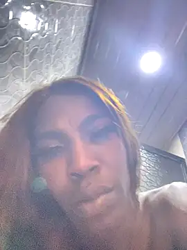 Snapshot of Richchocolatesweet_ chatting on October 14, 2025, 4:41 pm Richchocolatesweet  online show from October 14, 2025, 4:41 pm