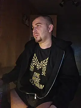 Foxyshaved online show from October 20, 2025, 5:19 am