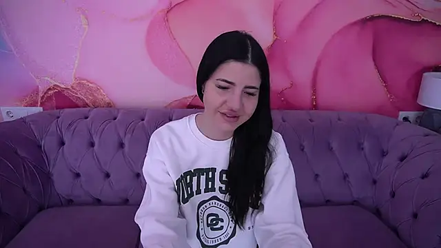 SunnyGirll  online show from February 5, 2026, 6:40 am