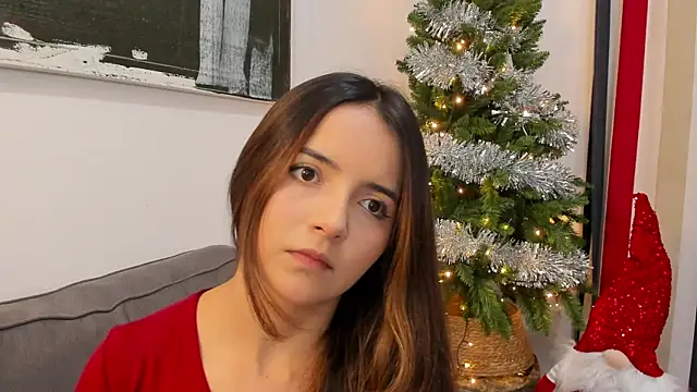 Raychell Black online show from December 16, 2024, 4:05 pm