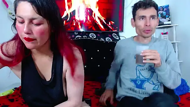 melisa 24x online show from February 24, 2025, 2:51 am