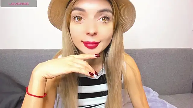 Snapshot of _ellen_meow_ chatting on December 15, 2024, 12:49 pm ellen meow online show from December 15, 2024, 12:49 pm