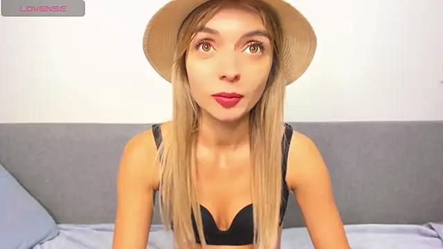 Snapshot of _ellen_meow_ chatting on February 21, 2025, 11:54 pm ellen meow online show from February 21, 2025, 11:54 pm