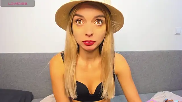 Snapshot of _ellen_meow_ chatting on March 2, 2025, 10:38 pm ellen meow online show from March 2, 2025, 10:38 pm