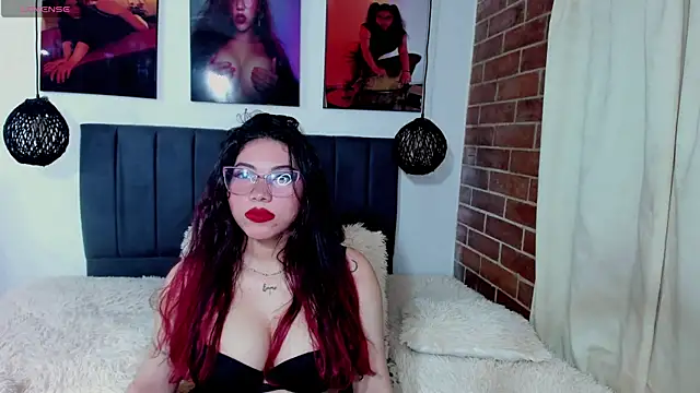 kyliejenner hot online show from May 12, 2026, 2:52 am
