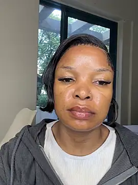 slimcateee online show from May 1, 2026, 7:46 am