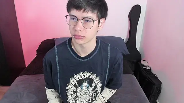 Aventure Twinks online show from January 13, 2026, 6:35 pm