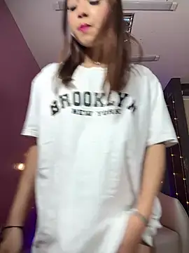 bunnys bells online show from February 1, 2025, 3:18 pm