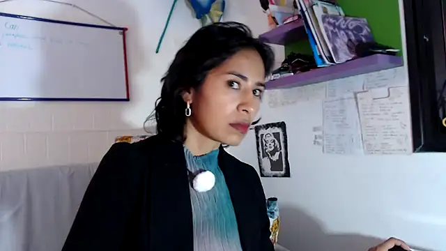 Snapshot of fantasty_nylon chatting on September 17, 2025, 3:24 pm fantasty nylon online show from September 17, 2025, 3:24 pm